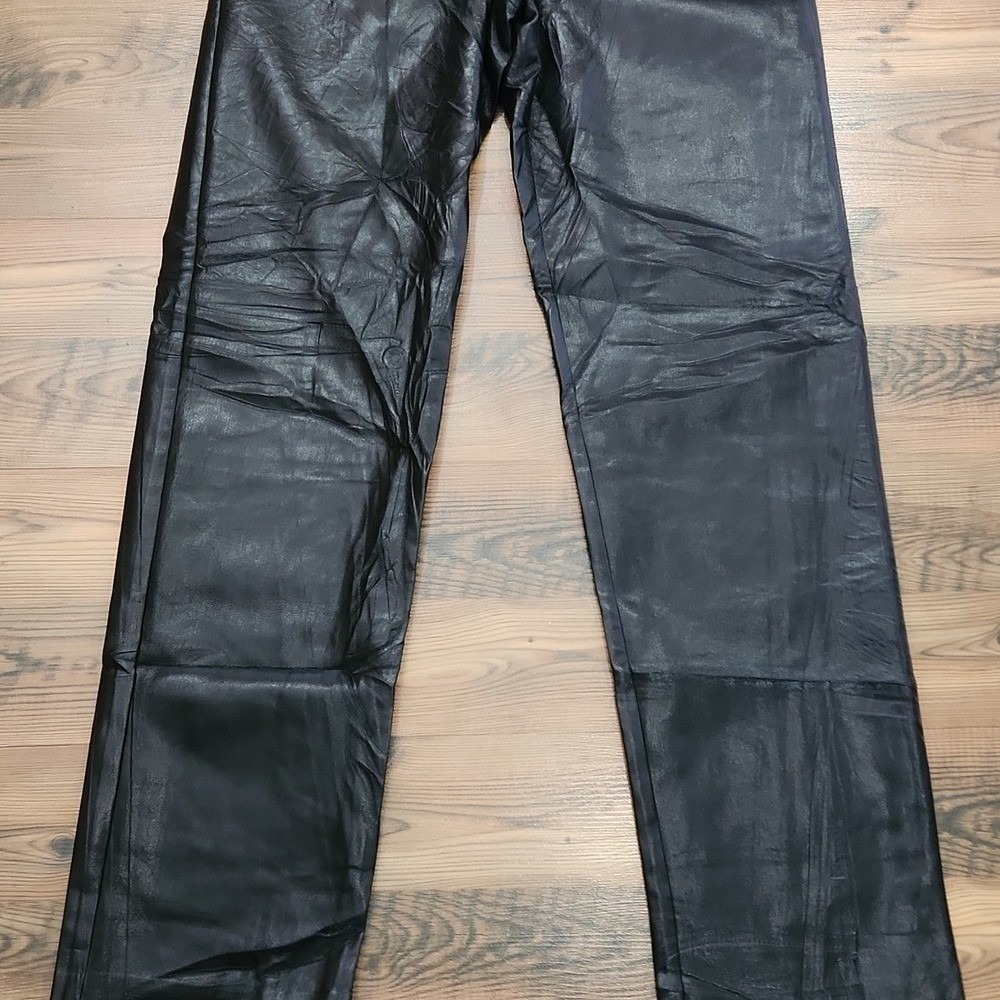 Artitzia Wilfred Vegan Leather Straight Leg Boho Edgy Baddie Black 8 High Rise - Picture 2 of 9